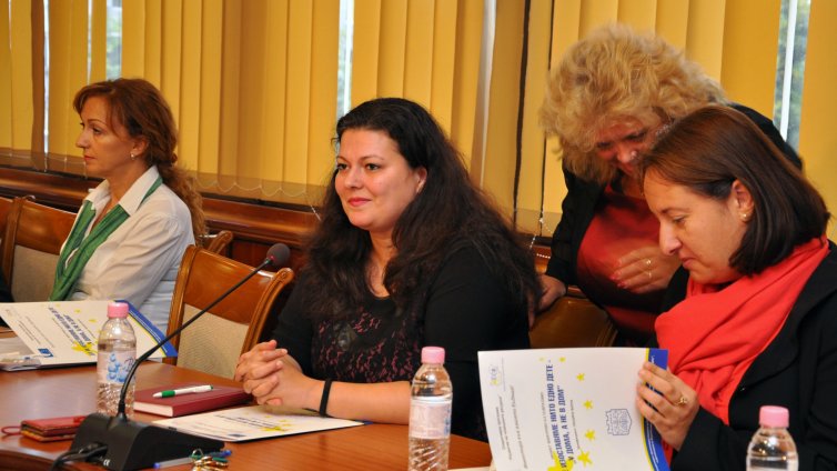 80 изоставени деца и младежи са изведени от институции