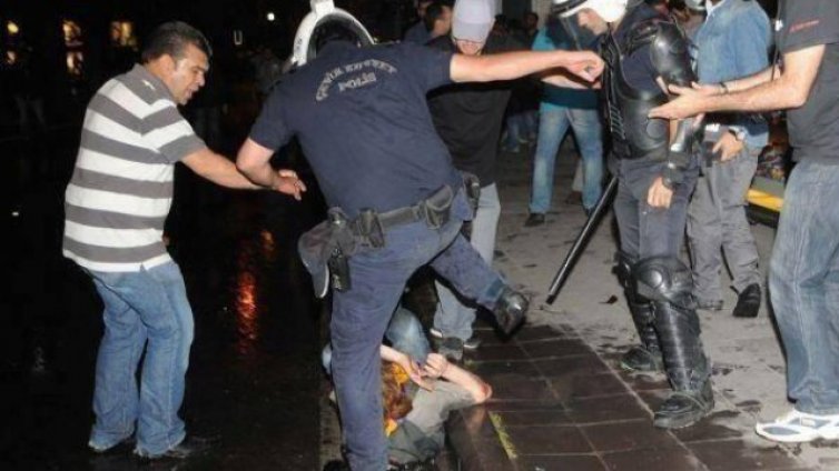7 месеца затвор за турски полицай, участвал в линч на демонстрант