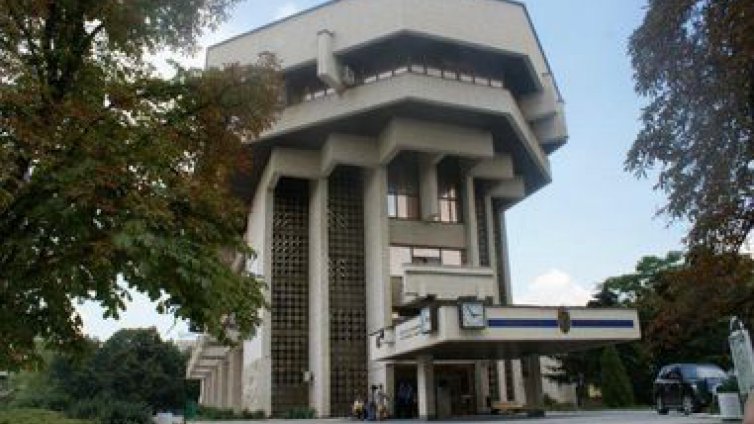 Заради сигнал за бомба евакуираха служителите от Община Русе