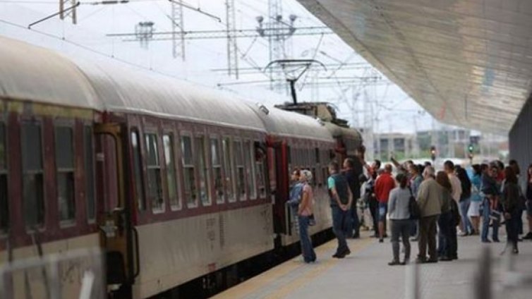 Частни влакове ще пътуват до морето