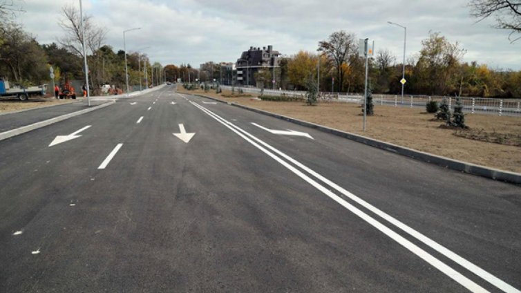 Рампата от "Москов" към "Хемус" е напълно готова. Кога ли ще я пуснат?