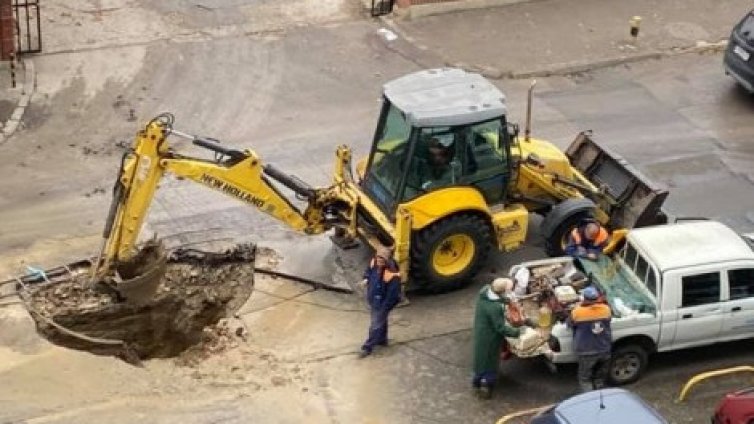 Голяма ВиК авария на Острова, на сухо са хиляди абонати във Варна