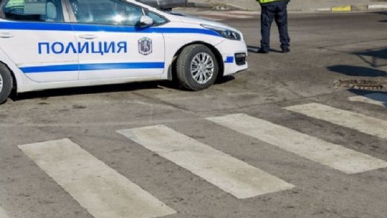 Спират временно движението около Морска гара във Варна днес следобед