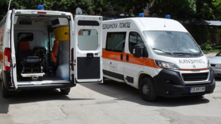 Изследваха 9 работещи в „Бърза помощ“ – Варна, за COVID-19