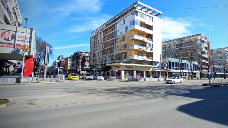 Предлагат поставяне на нова пешеходна пътека във Варна