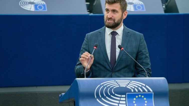 Брюксел по следите на тираджиите. Наши шофьори с глоби за хиляди евро