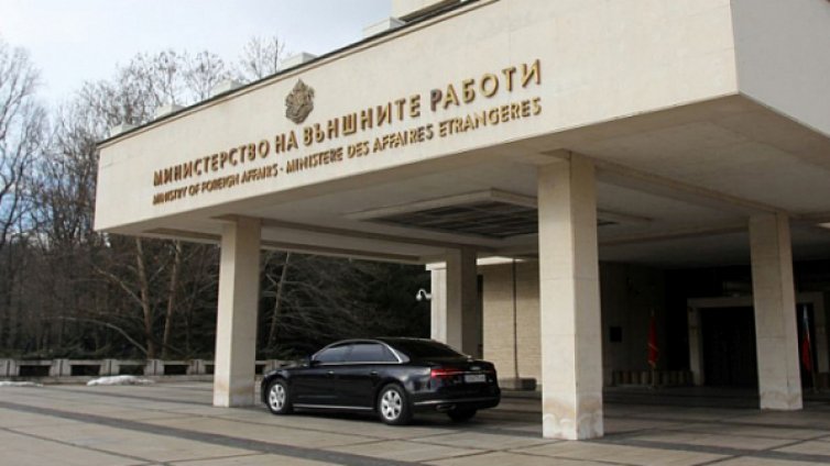 Петрова пред Илашчук: Навлизането във въздушното ни пространство е неприемливо