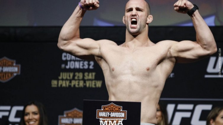 Арестуваха UFC звездата Волкан Юздемир