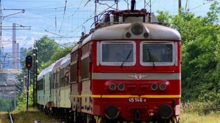 Хванаха жп крадец във влака Варна-София