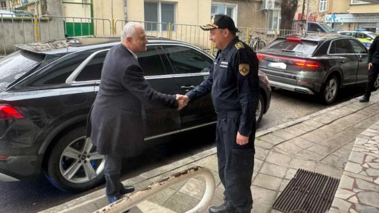 Дечев към варненските полицаи: Бъдете безкомпромисни