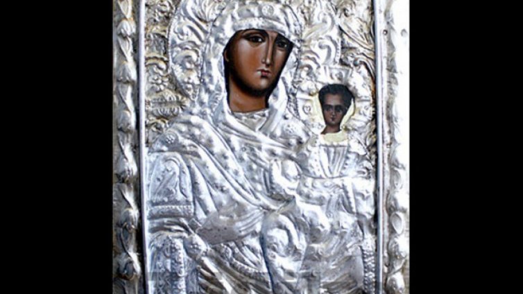 Отложи се идването на чудотворна икона в София