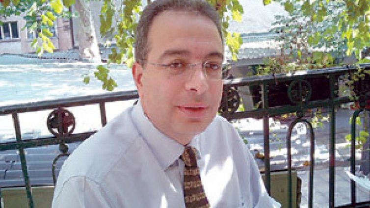 Заради фалит на туроператор 1500 руснаци не могат да се приберат у дома