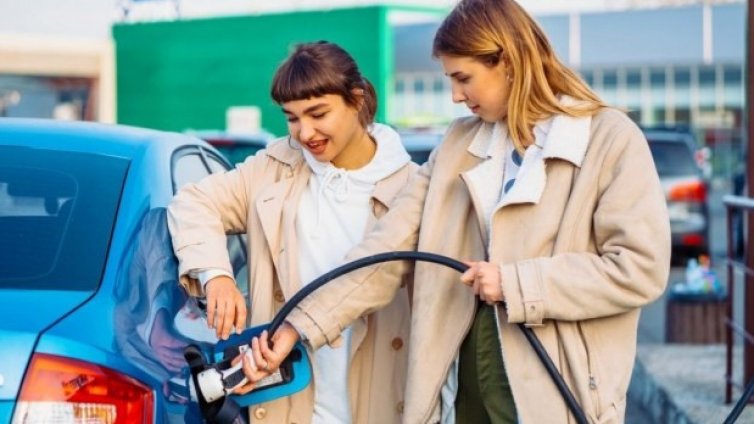 Колко опасни са електромобилите?