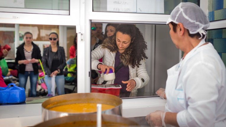 Внимание родители! Храна от детската кухня във Варна днес ще закъснее